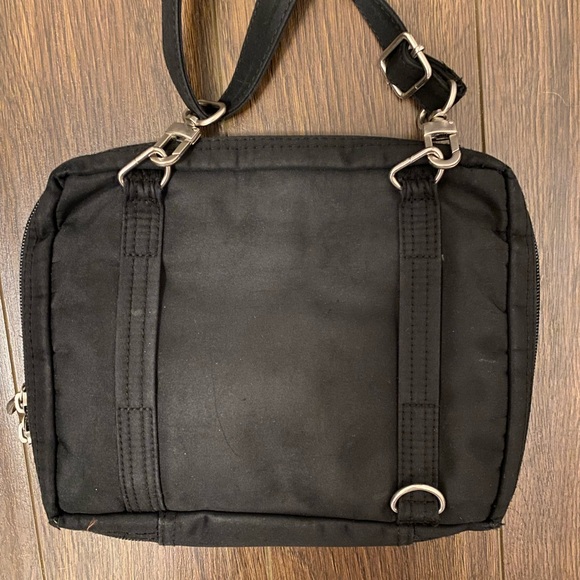 BAGGALLINI black nylon bag. Crossbody or shoulder bag, great condition. - Picture 4 of 5